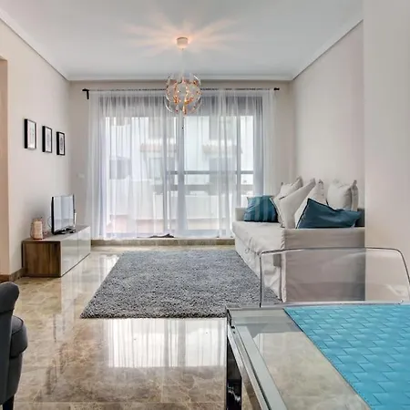 Apartment Luxury In Golf Hills, Estepona. *