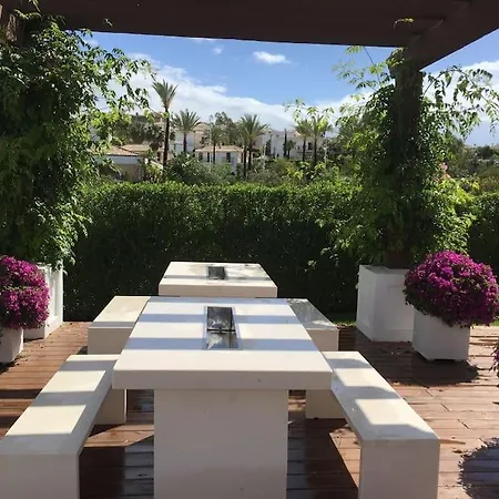 Luxury In Golf Hills, Estepona. Apartment